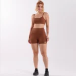 Short Selene Liso Marrom