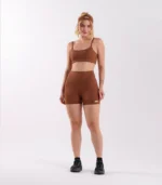 Short Selene Liso Marrom