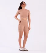 Cropped Glossy Brownie HĒRA - Imagem 4